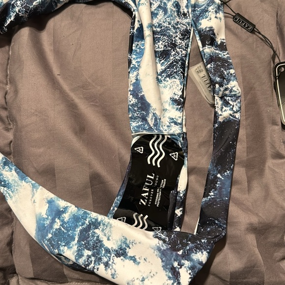 Forever Young Bikini - Picture 2 of 4